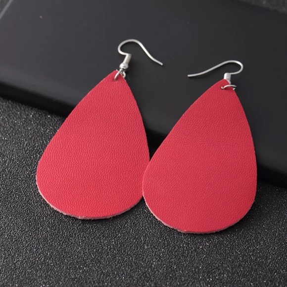 Private Label Jewelry - ✨LEATHER-RED-EARRINGS✨NEW